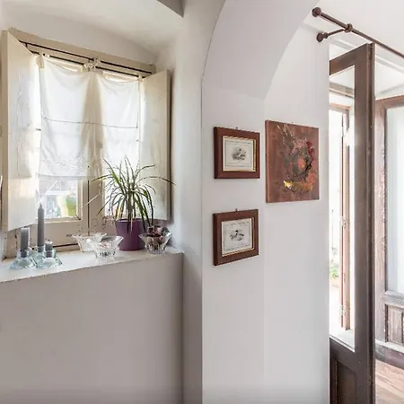 Experience Il Paesino Guest house