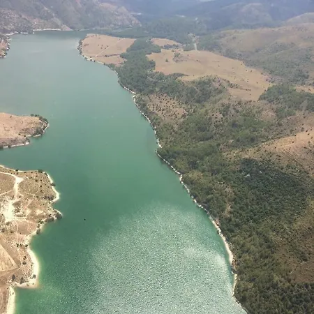 Experience Il Paesino Penzion Licodia Eubea